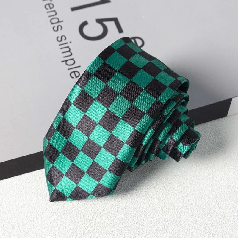 Men's Slim Checkered Necktie - Vintage Retro Plaid Fashion Tie in Green by Urban Tendency